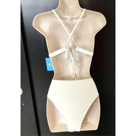 NWT Cupshe Womens Ivory Gold Triangle Bikini Swimsuit Set 2 Piece Medium/Large - Picture 3 of 14